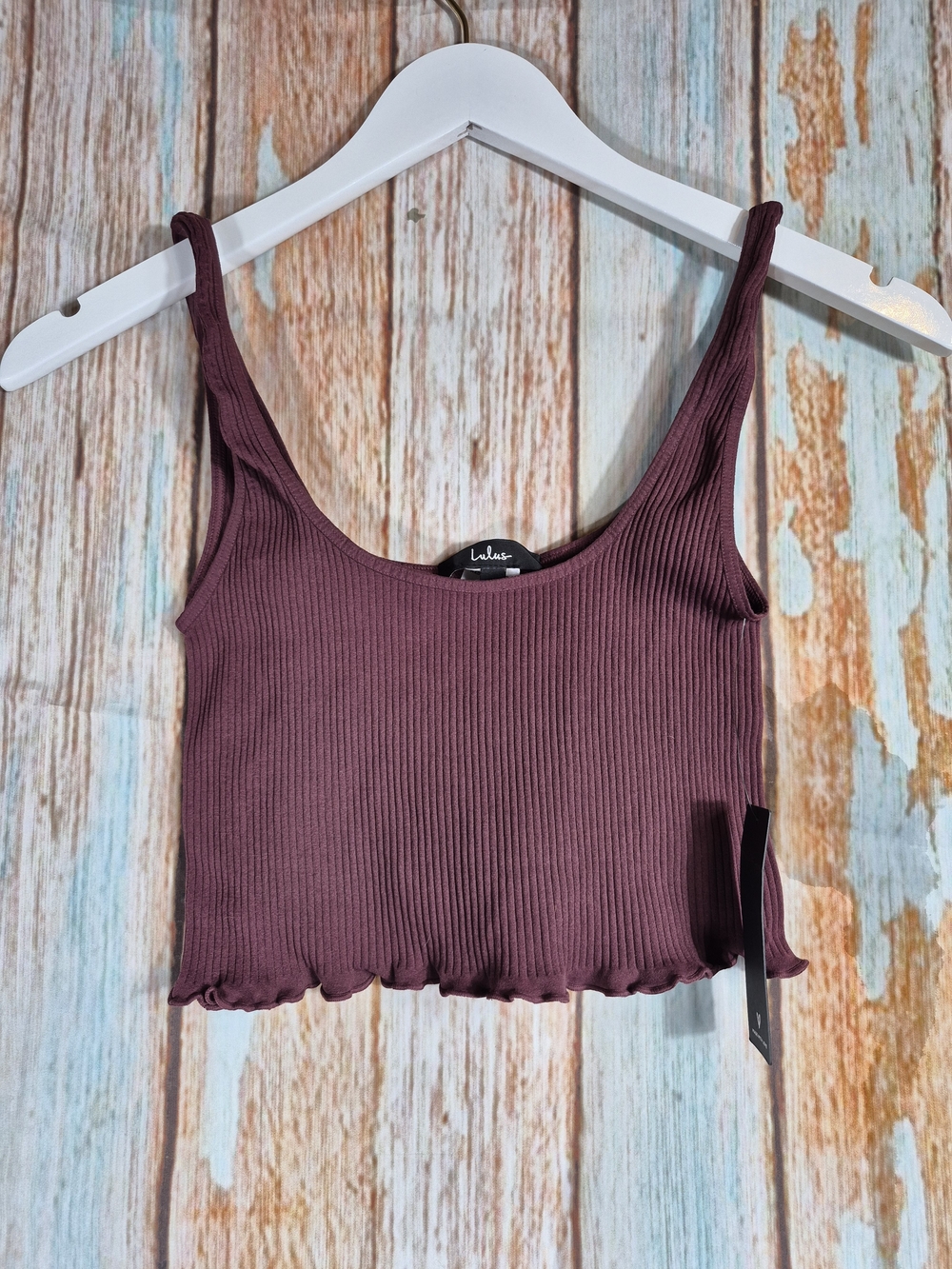 Lulu's Burgundy Ribbed Lettuce-Hem Crop Tank Size M/L - Picture 2 of 3